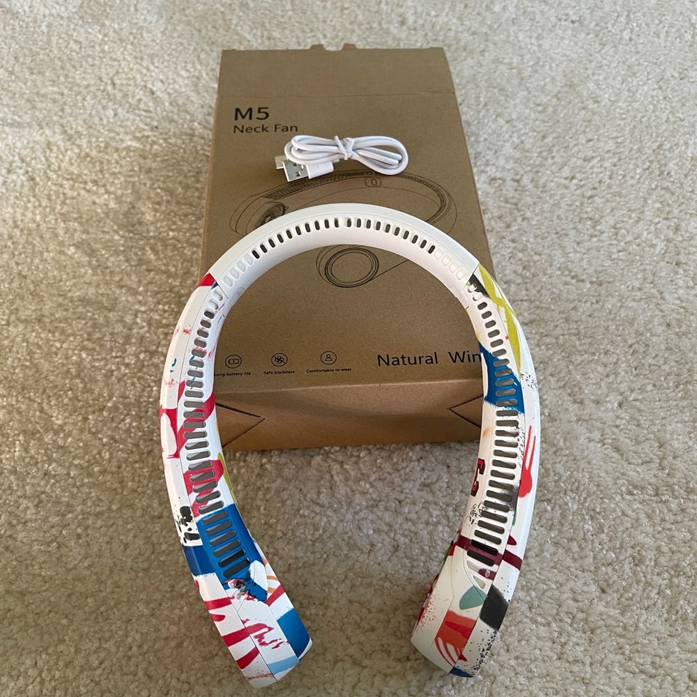 Colorful M5 Neck Fan